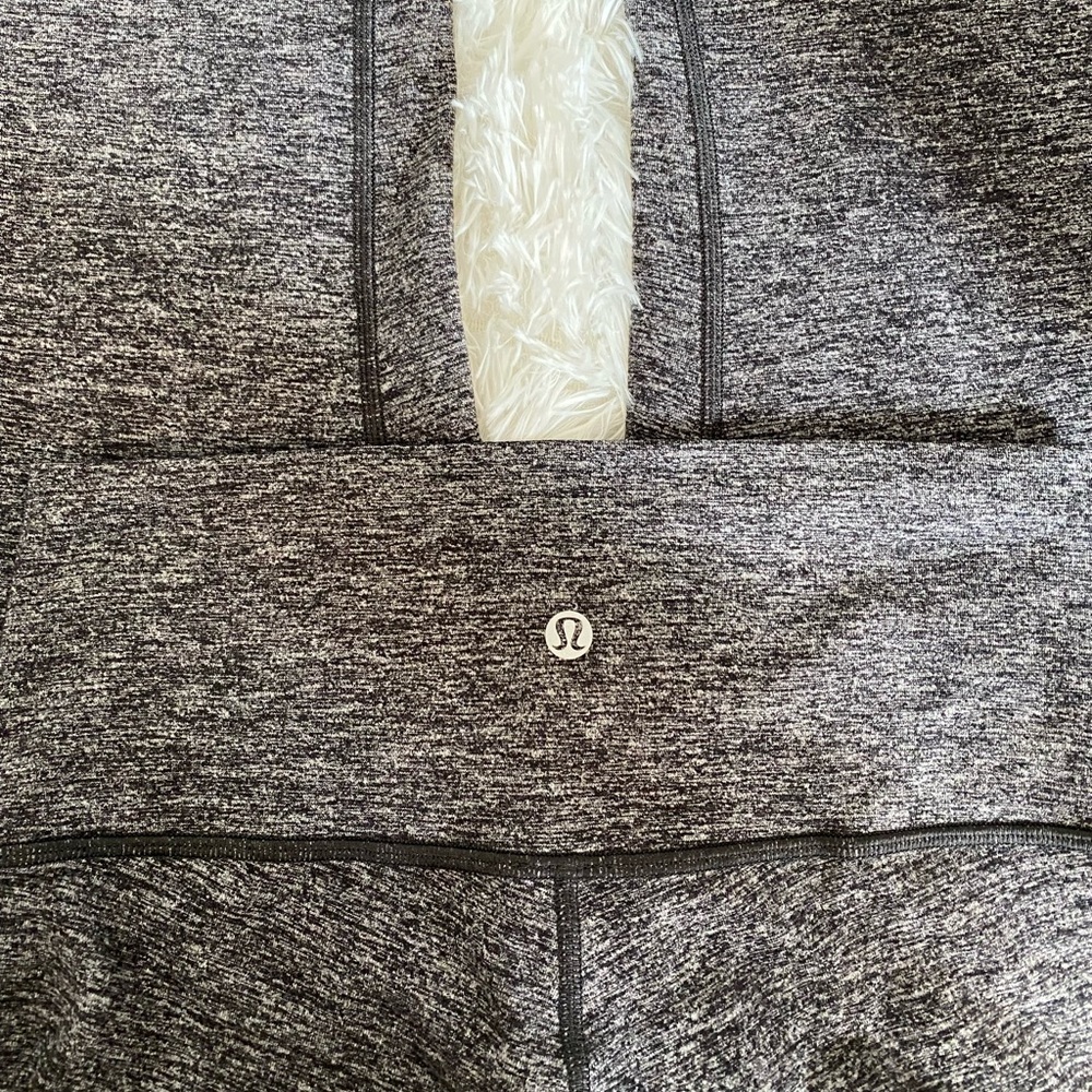 LULULEMON - Ankle Length Leggings
